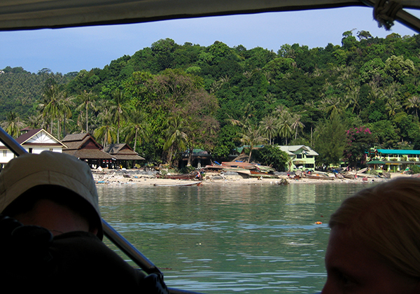 Tsunami Thailand Phi Phi Island 2004